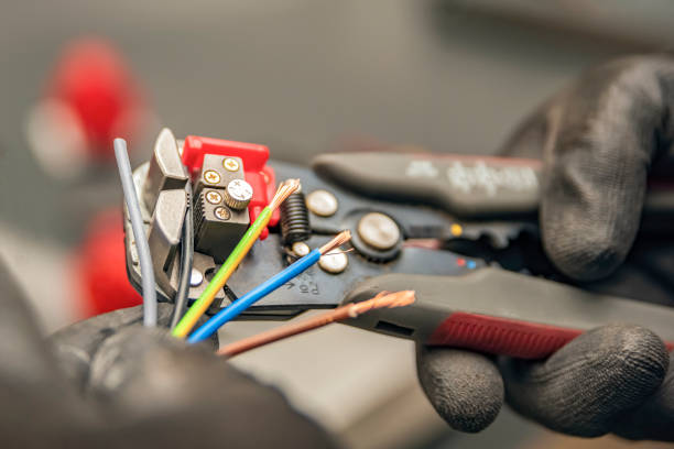 Best Ceiling Fan Installation Electrician  in Stratford, CA